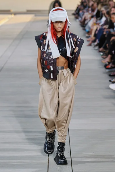 Look 39